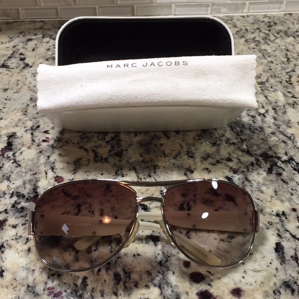 Marc Jacobs aviator sunglasses - Picture 4 of 4